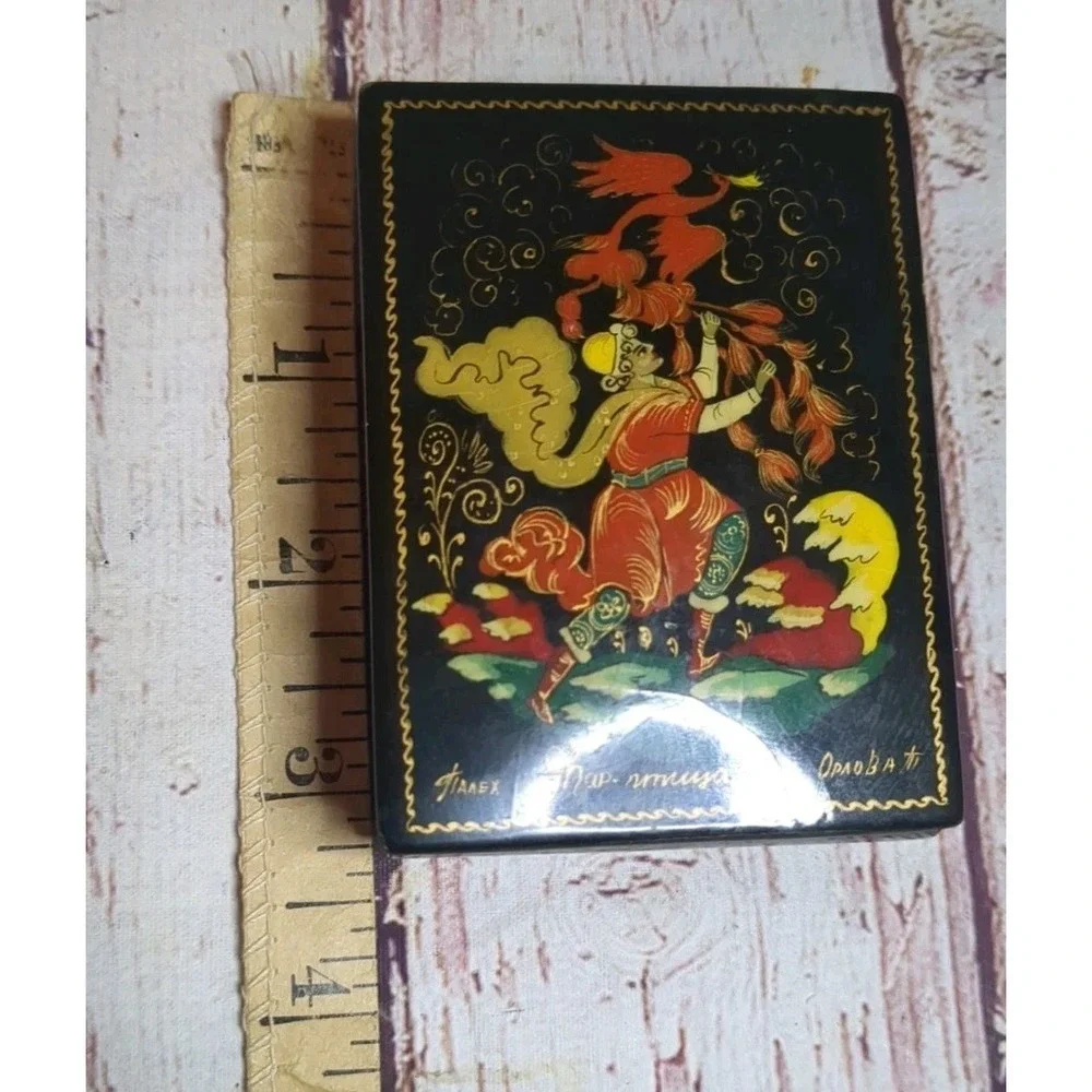 Palekh Russian Lacquer Box hand painted "Firebird" tiny box - Picture 7 of 8